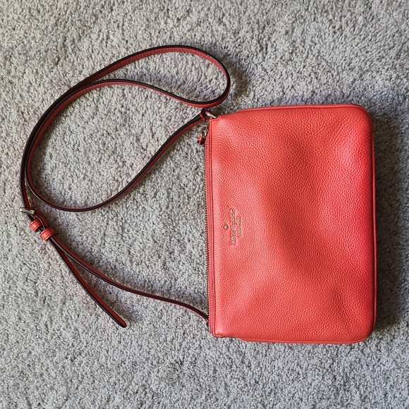 Kate Spade Crossbody - Picture 1 of 7